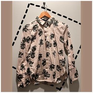 🌱Tan and Olive Button Up🌱